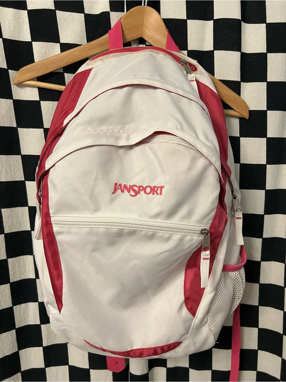 Jansport white pink